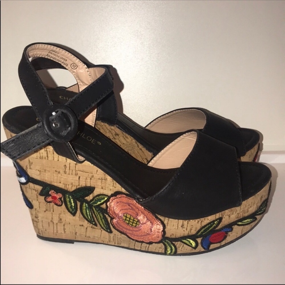 BNWOT Chase + Chloe Wedge Sandals